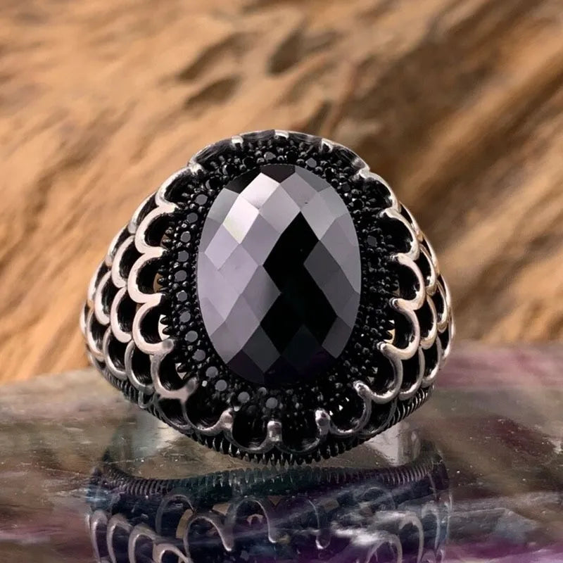 Oval Crystal Finger Ring