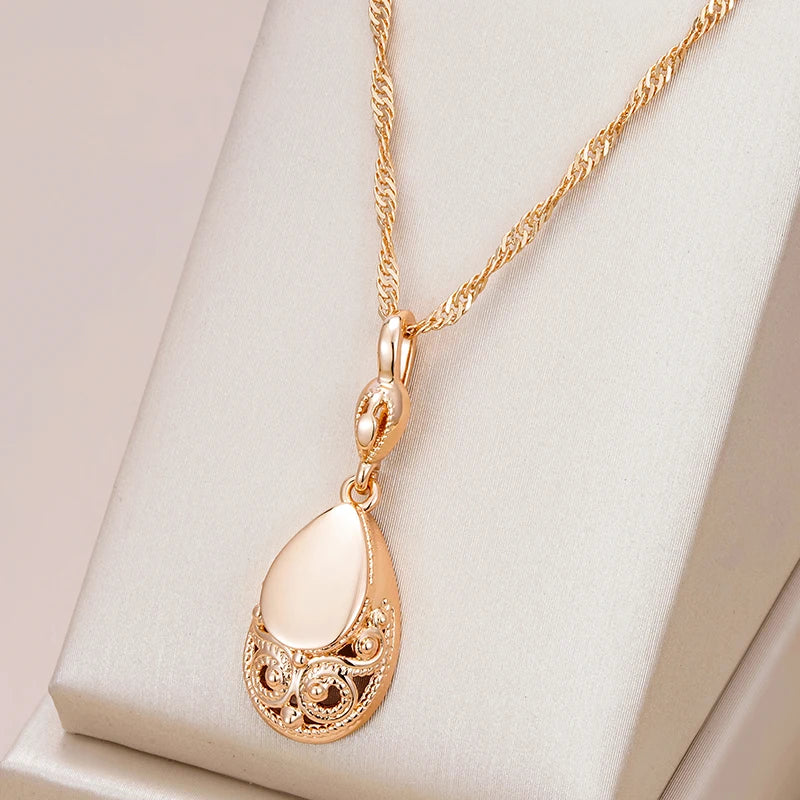 585 Rose Gold Carving Shape Necklaces